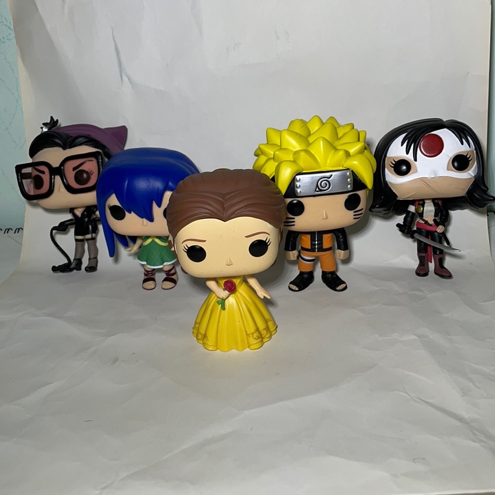Lot of five Pops